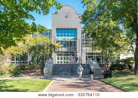 Robert L. Carothers Library And Learning Commons On The Campus Of University Of Rhode Island