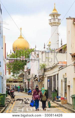 Singapore-10 Mar 2018: Masjid Sultan Mosque View From Old Street View In Singapore