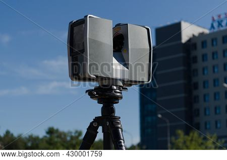 Laser Scanner Doing Its High Quality Great Job