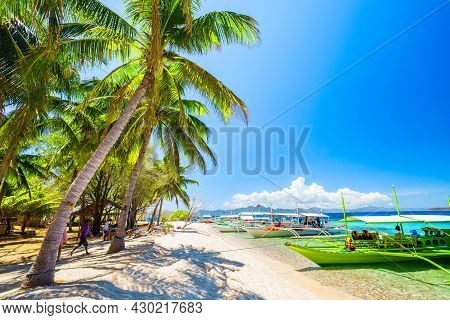 Traditional Filipino Bangka Boat Or Banca At Malcapuya Island Near Busuanga, Palawan Province In Phi