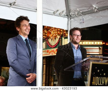 LOS ANGELES - MAR 7: James Franco, Seth Rogen auf der Hollywood Walk of Fame Zeremonie zu Ehren James