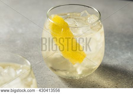 Boozy Refreshing White Wine Spritzer