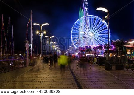 Szczecin, West Pomeranian - Poland - 2021: Amusement Park And Ferris Wheel In The Area Of 