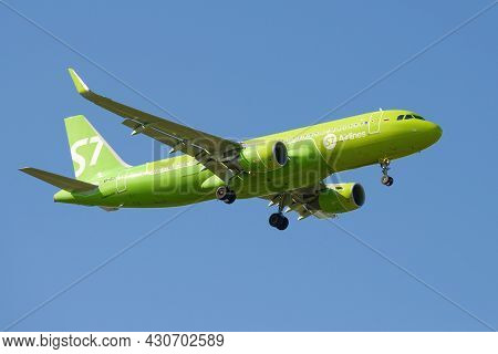 Saint Petersburg, Russia - May 29, 2021: Airbus A320-214 (vp-boj) Of S7 Airlines On The Glide Path I