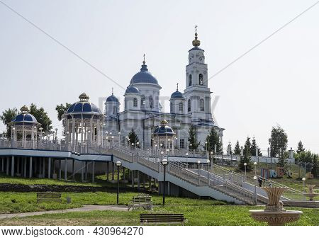 Cathedral Of St. Nicholas In Chistopol, Republic Of Tatarstan. A Clear Sunny Day On August 19, 2021