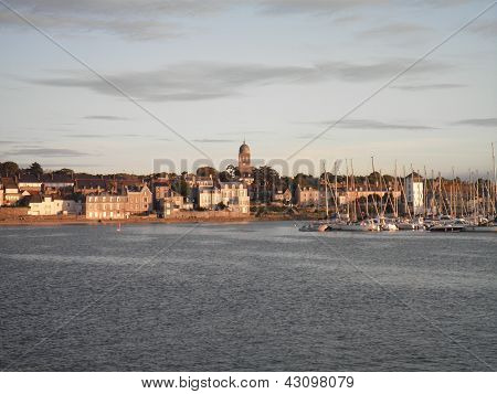 Saint servan skyline