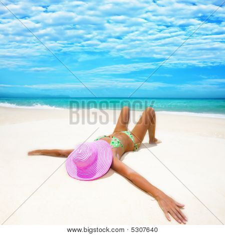 Frau am Strand