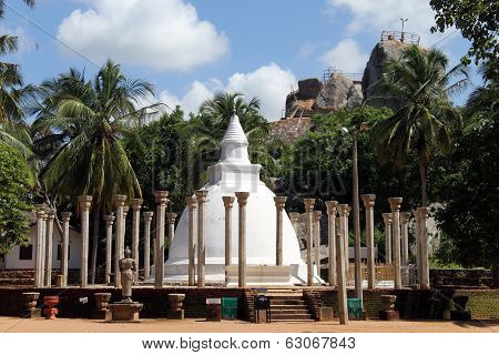 Ambasthala Dagaba