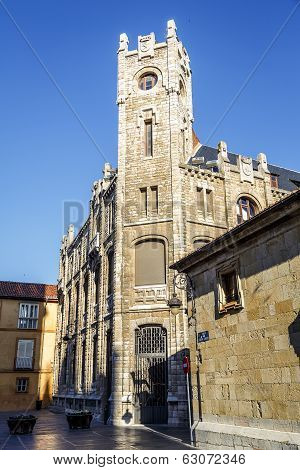 Palace Of Guzman