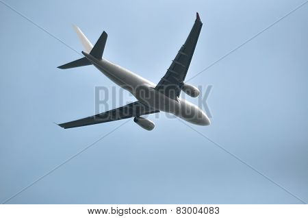 jet airplane