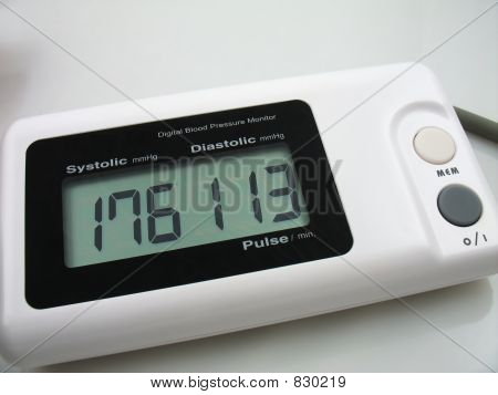 Monitor di pressione sanguigna digitali