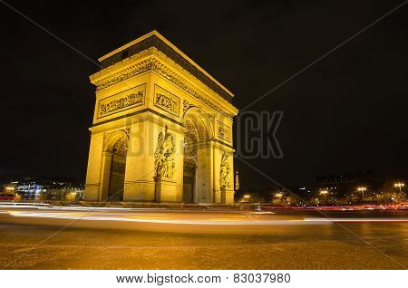 Arch of Triumph of the Star in Paris (France) at night