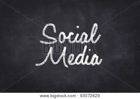 Social media  written on chalkboard