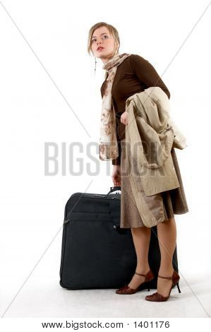 Büyük çanta ile kadın