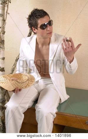 Homem de branco