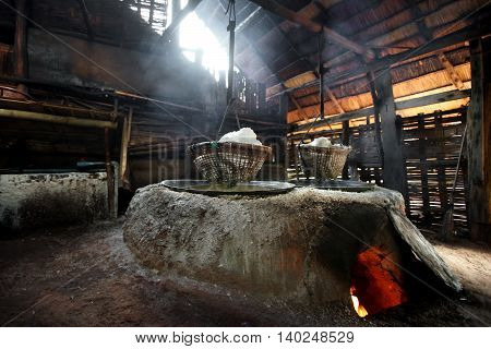 Boiling Rock Salt