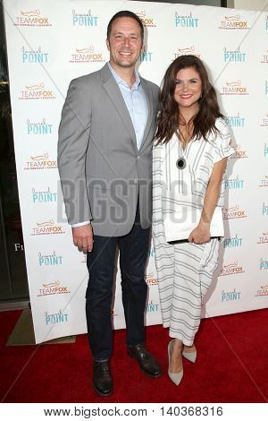 LOS ANGELES - JUL 27:  Brady Smith, Tiffany Thiessen at the 