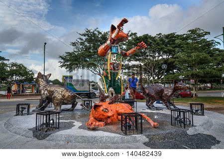 Cats Monument At Center Of Kuching