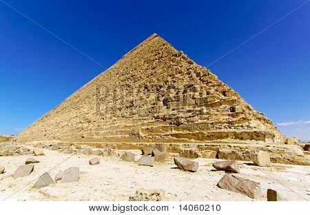 Pyramide av Kharfe