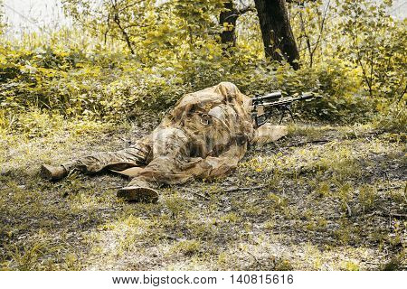 Green Berets US Army Special Forces Group sniper in action