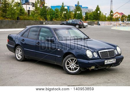 Mercedes-benz W210 E240