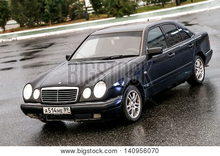 Mercedes-benz W210 E240