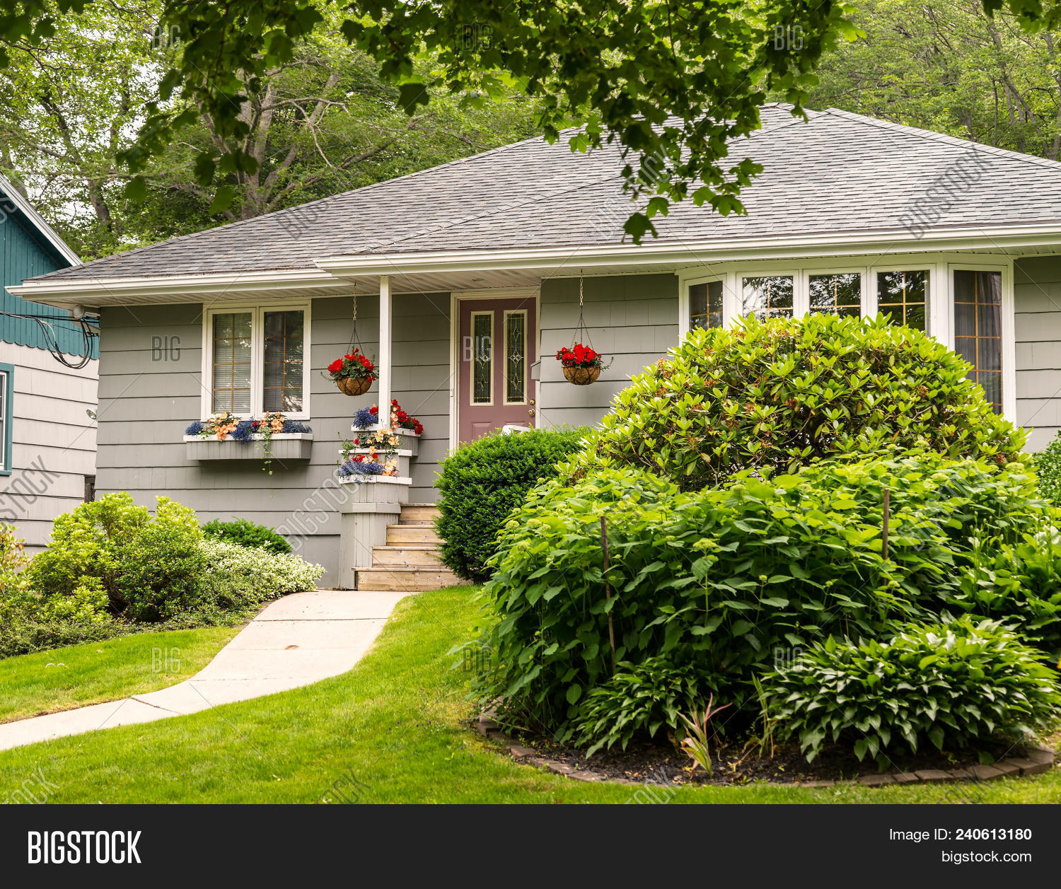 Old Style Bungalow 60s Image & Photo (Free Trial) | Bigstock