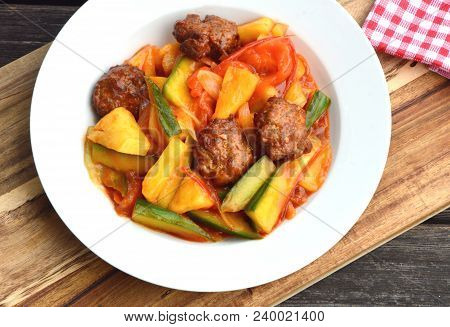 Sweet And Sour Sauce Mixed Vegetable Fried With Seasoning Minced Pork. (thai Name Is  Pt Bprieow Waa