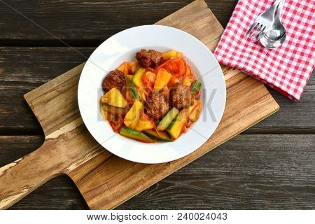 Sweet And Sour Sauce Mixed Vegetable Fried With Seasoning Minced Pork. (thai Name Is  Pt Bprieow Waa