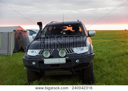 SUV Mitsubishi Pajero Sport,  Kalmykia region, Russia