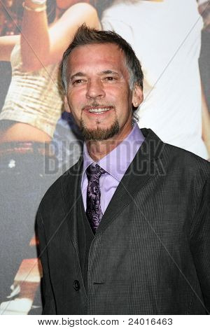 LOS ANGELES - OCT 3: Kenny Loggins Ankunft bei der Premiere von 