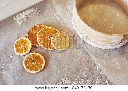 Rocker, Sieve, Cooking For Baking Dried Oranges