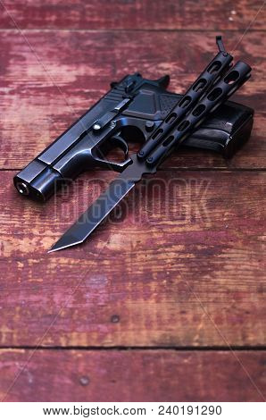 Weapon For Attack. Vertical Shot.