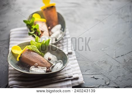 Coffee Lollypops With Mint