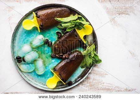Coffee Lollypops With Mint