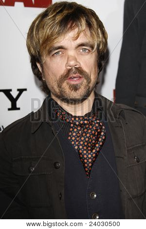 LOS ANGELES - APR 12: Peter Dinklage presso la World Premiere di 'Death At A Funeral' tenutasi presso il Arcli