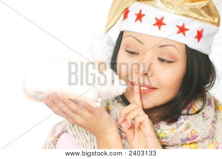 곧 크리스마스 하지만 그것은 비밀