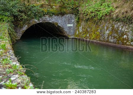 Aquaduct  Saint-nazaire-en-royans  In The Auvergne-rhône-alpes Frence