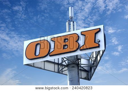 Wetzlar, Germany March, 2018 Obi Sign On A Pole. Founded In 1970, Obi Is The Largest Do It Yourself 
