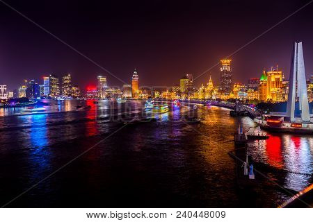 Monument Heroes Huanpu River Bund Night Lights Shanghai China