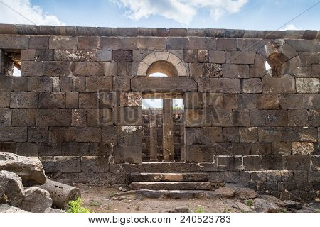 Remains Of An Ancient Synagogue In The Ruins Of Ancient Jewish Settlement Umm El Kanatir - Mother Ar