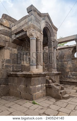 Remains Of An Ancient Synagogue In The Ruins Of Ancient Jewish Settlement Umm El Kanatir - Mother Ar