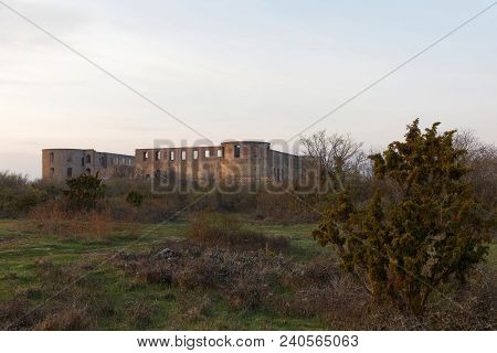 Borgholm, Sweden - Apr 28 2018: Ruin Of The Borgholm Castle In Evening Light, Built Around Year 1100