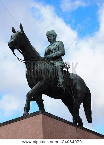 Statue af Mannerheim