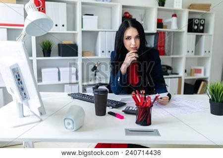 Portrait Of A Young Girl In A Suit. Beautiful Girl Is Working In The Office.