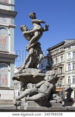 Statue Of Proserpina In Front The Renaissance Old City Hall