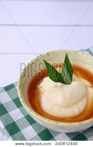 Bubur Sumsum, Rice Porridge With Palm Sugar Sauce