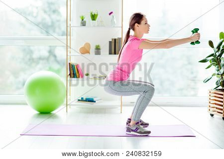 Profile View Photo Of Focused Strong Concentrated Enduring Beautiful Gorgeous Stylish Trendy Girl Dr