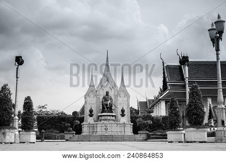 Royal Pavilion Mahajetsadabadin; An Attractive, Garden-like Area Next To Wat Ratchanatdaram On Ratch