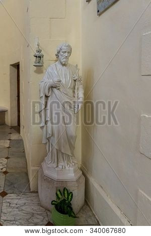 Jerusalem, Israel, December 07, 2019 : The Marble Statue In Interior Of The Our Lady Of The Ark Of T